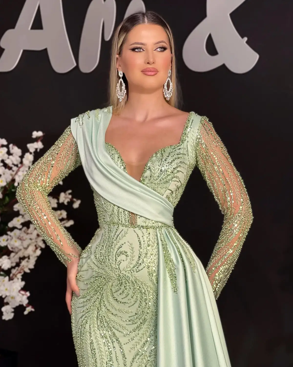 Eleagnt Mermaid Evening Dresses Long Sleeve Floor Length Prom Gowns Sequins Beadeds Formal Occasion Customized Dresses