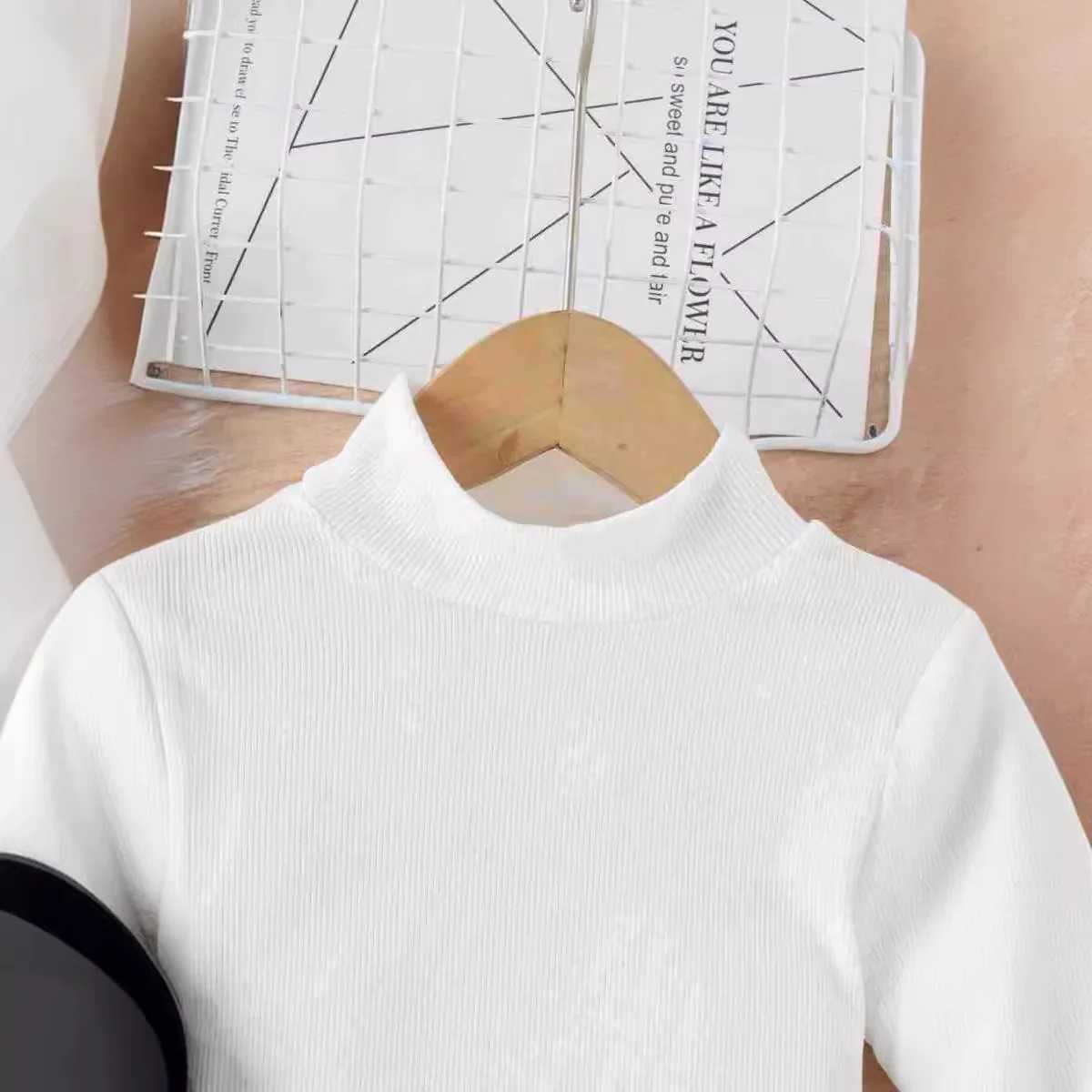 Temperament Black and White Children Dress Girl Suit Embroidered Vest Suit High Neck Long Sleeve Black Belt Threepiece Kid Kit L250926W2CA