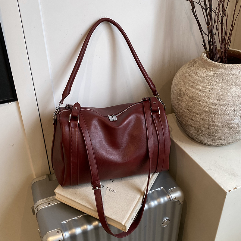 Elegant, luxurious, fashionable shoulder bag, large capacity, simple shopping and commuting, 2025 backpack, student leisure, youth, lightweight crossb