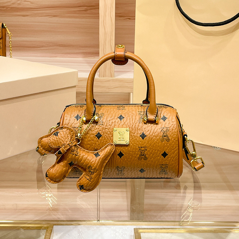 Designer bags light luxury women's bags 2025 new trendy fashion shoulder Boston bag oblique span handbag pillow bag