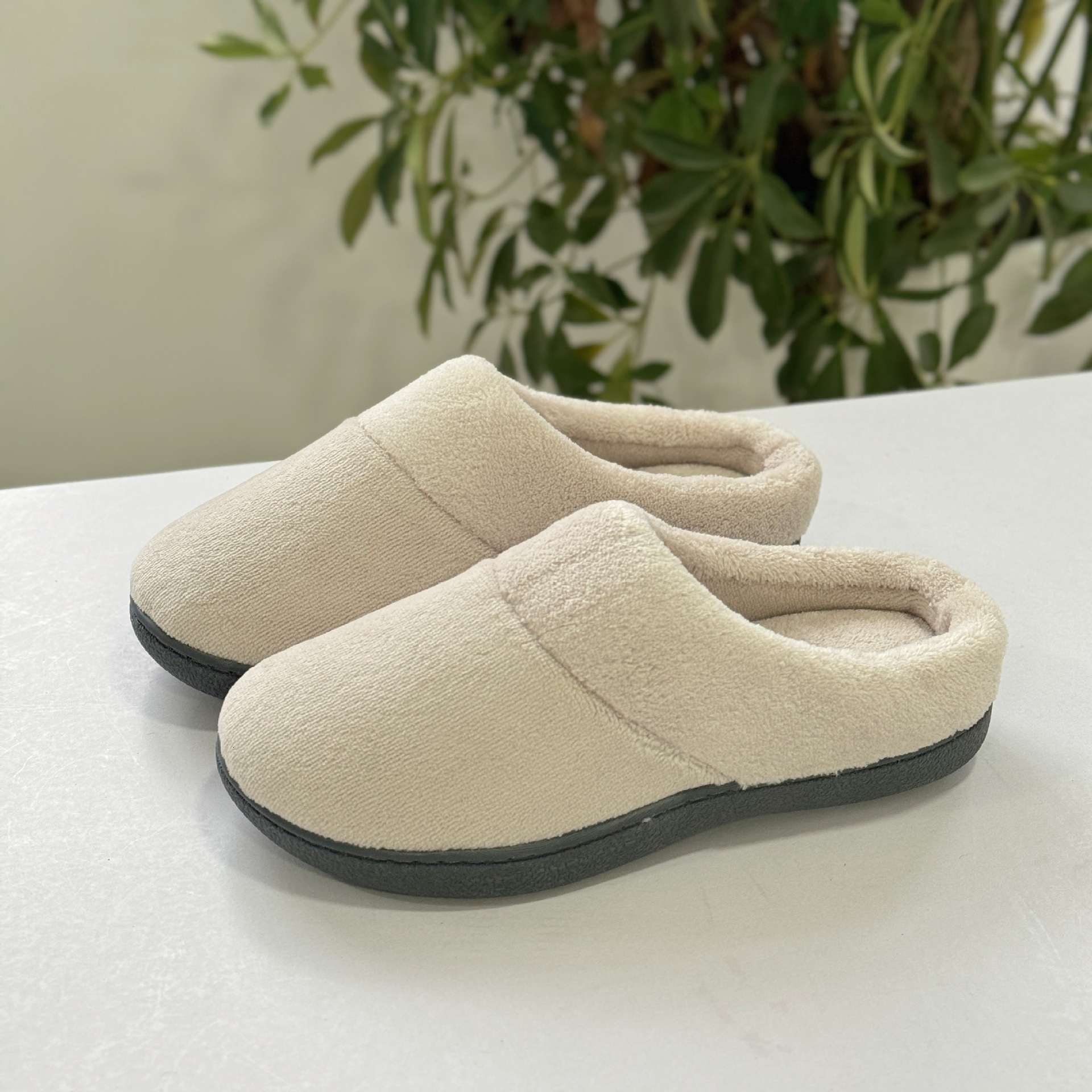 IsoToner Footbed Memory Foam Slippers ddmymarket