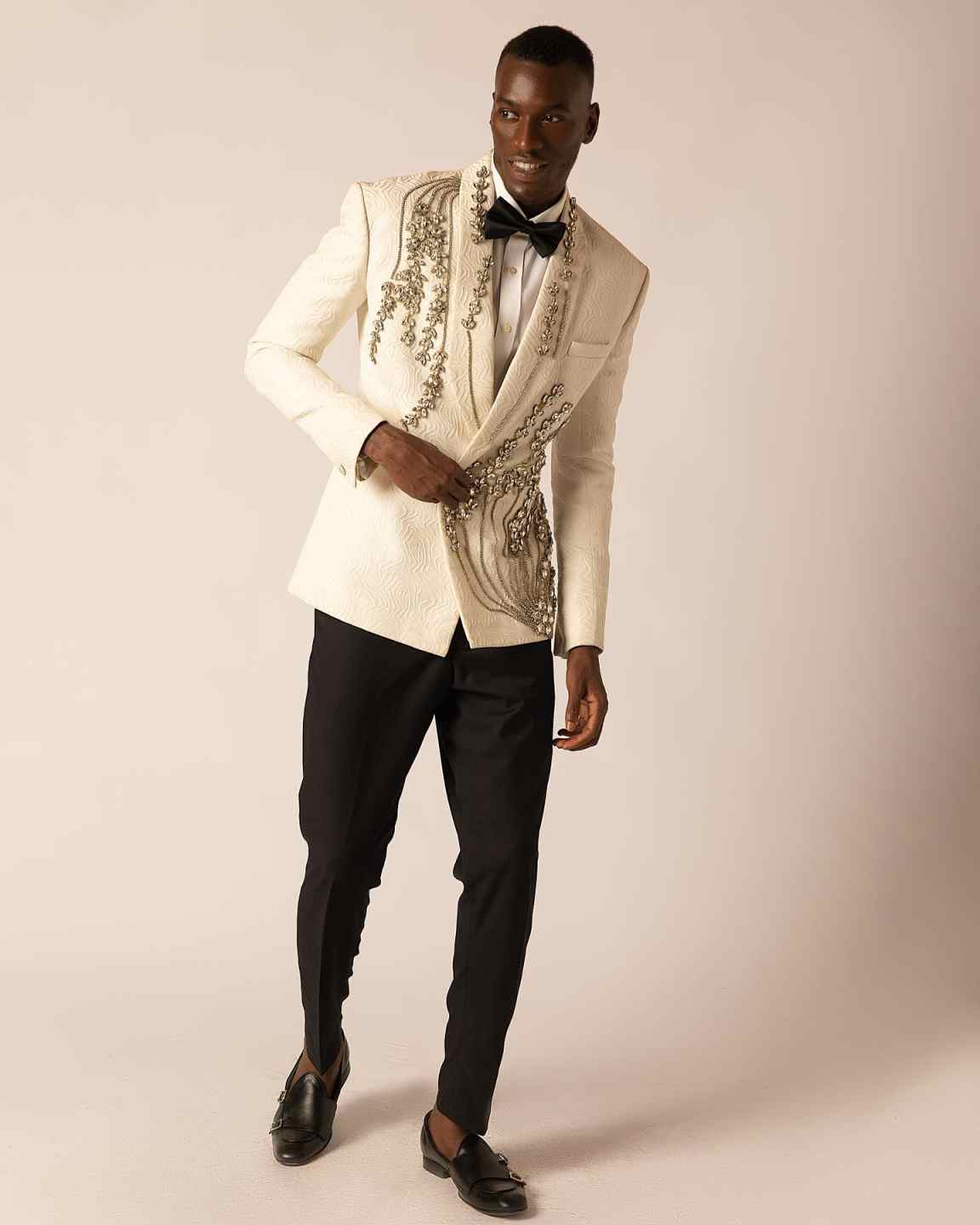 Sparkly Wedding Groom Tuxedos 2 Pieces Blazer Pants Crystal Beading Formal Party Special Occasion Men Suit Customized