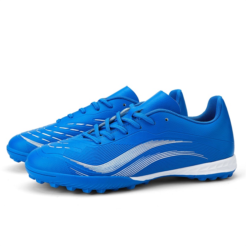 Best-selling children's and adult long-toed and chunky-toed football shoes