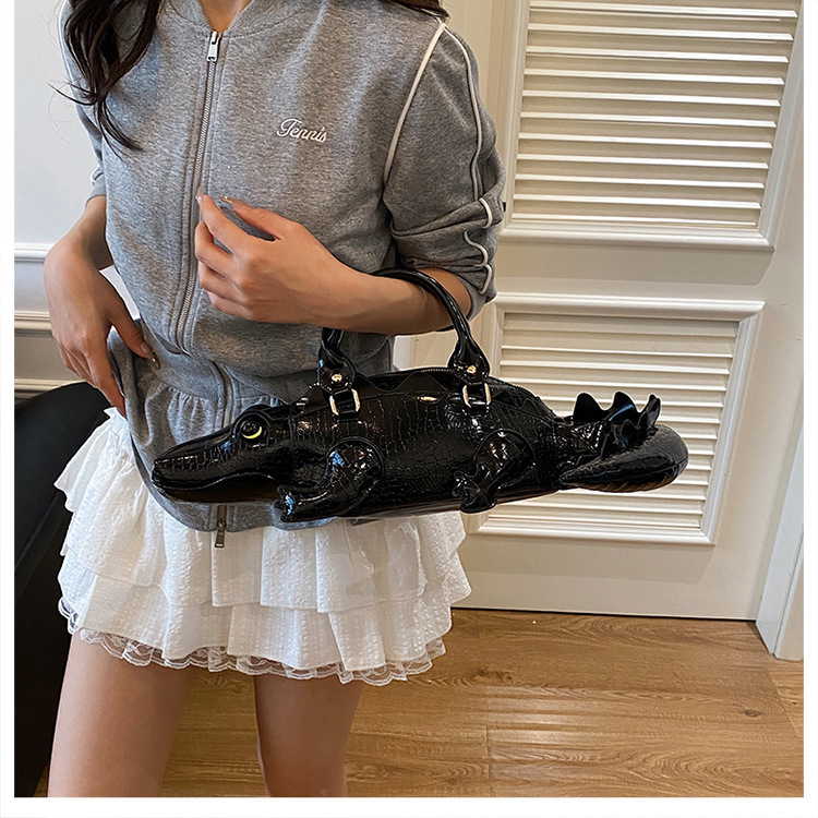 European and American style creative quirky irregular handbag 3D crocodile bag retro leather shoulder bag light luxury designer bag