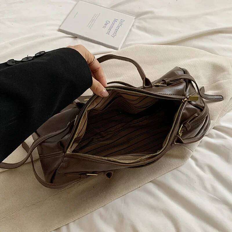 Buckle Decoration Fashion PU Shoulder Bag Solid Large Capacity All-match Handbags Purse 2025 Hot Sale Bags for Women Bolsa Mujer