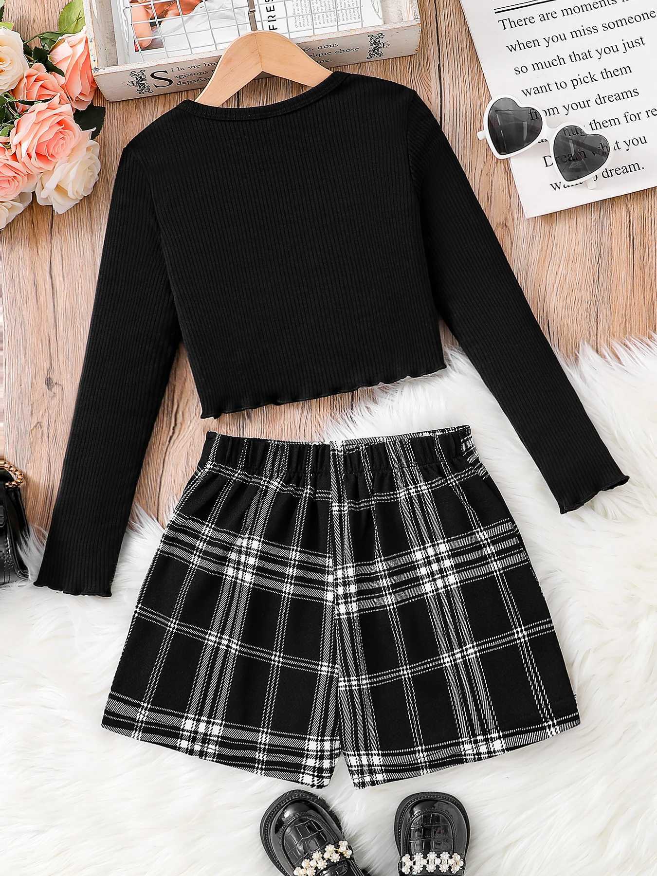 Girls spring new childrens fashion casual clothing knitted crewneck longsleeved top asymmetrical plaid skirt 2piece set L250926HNCY