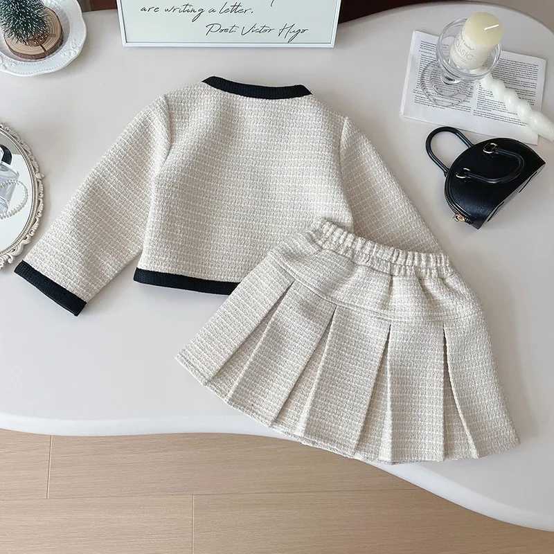 2025 New Autumn Baby Girls Fashion Clothes Suit Long Sleeved Cardigan JacketShort Skirt 27Yrs Children Clothes Set L250926OA6L