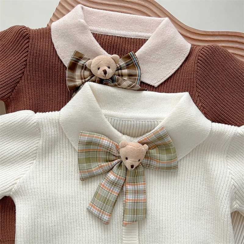 2023 Autumn Winter Girls Clothing Set Cartoon Bear Bow Decoration KnitwearStripe Pleated Skirt 2Pcs For 26Y Kids Casual Suit L2509263O53