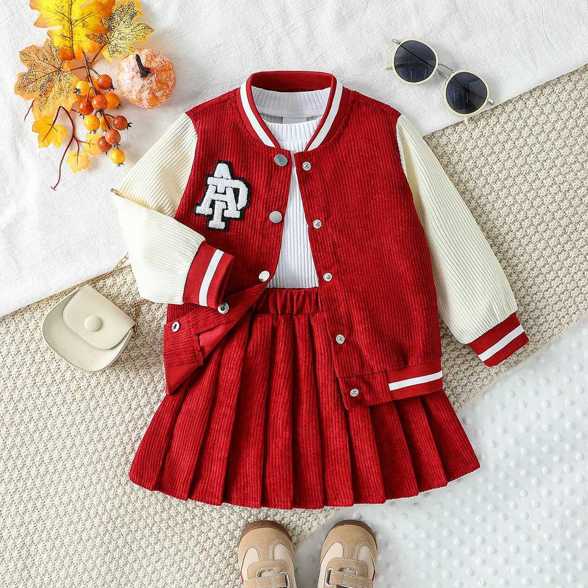 3Pcs Autumn New Style Sweet Kids Girl Long Sleeve Top ColorMatched Baseball Uniform Coat Solid Color Pleated Skirt Set L250926MQLP