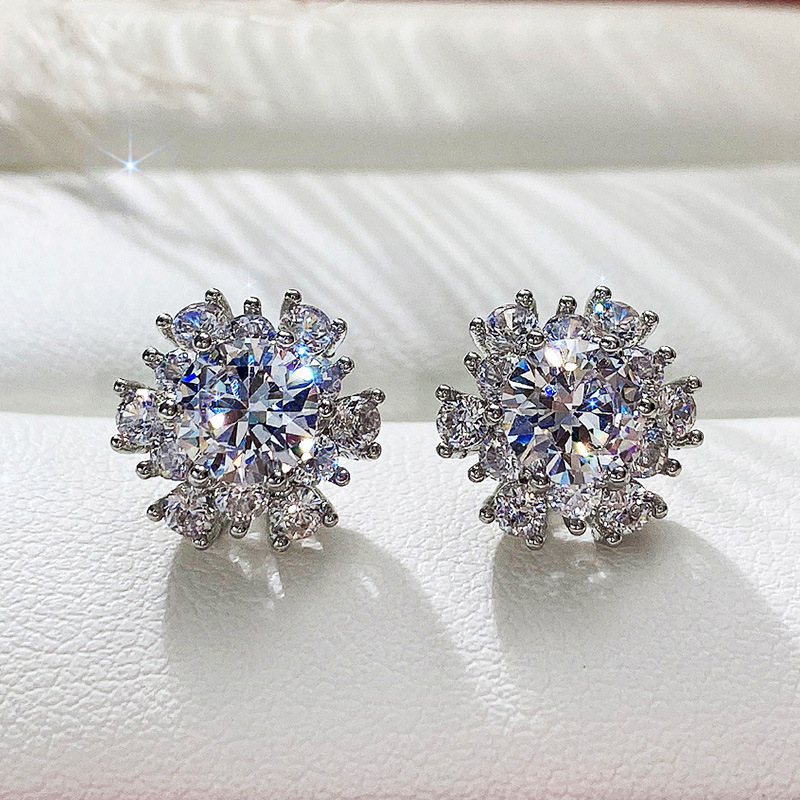 2025 Choucong Top Sell Sparkling Stud Earrings Elegant Luxury Jewelry 925 Sterling Silver Round Cut White 5A Zircon CZ Diamond Gemstones Party Flower 