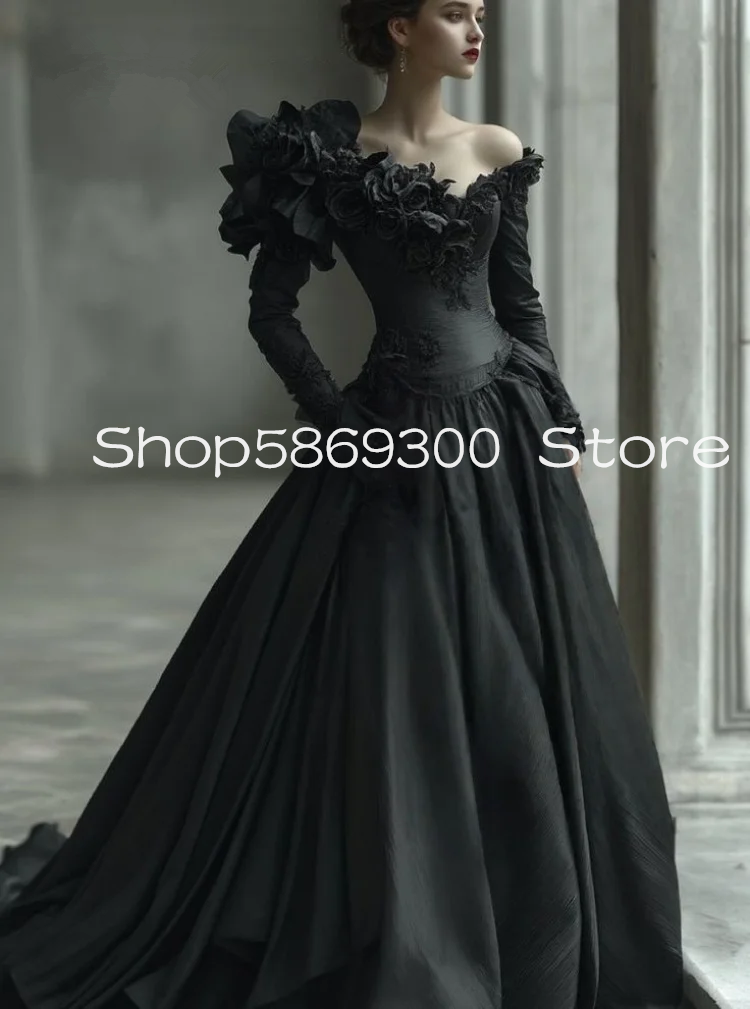 Black Gothic Prom Dresses With Pockets 3D Flowers Appliqued Long Sleeves Evening Gowns halloween Customized Vestidos
