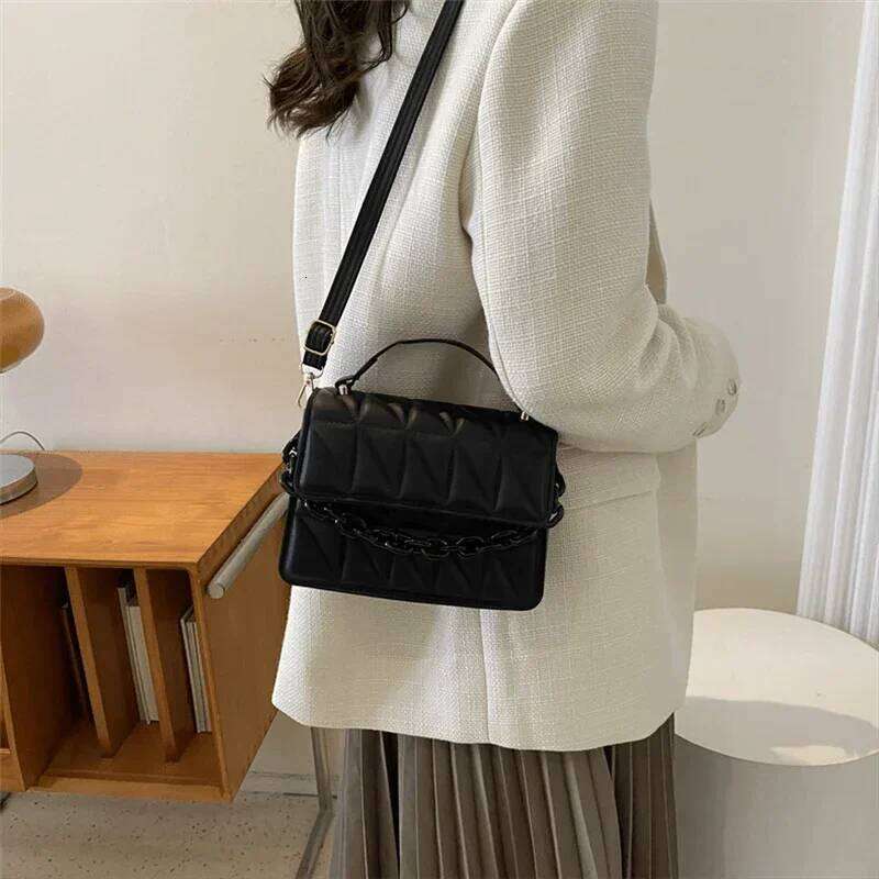 Mini Casual Quilted Crossbody with Magnetic Closure and Adjustable Strap,Small Handbag Tote Shoulder Bag for Women Daily Use