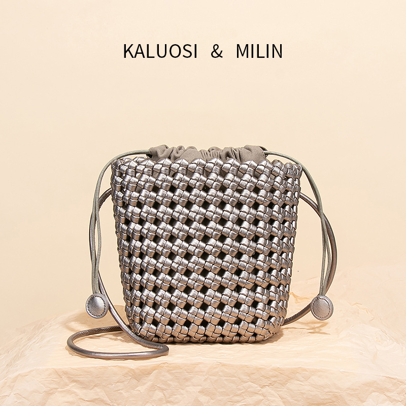 New Hollow Woven Niche Design High-end Bucket PU Windmill Knot Crossbody Textured Phone Bag
