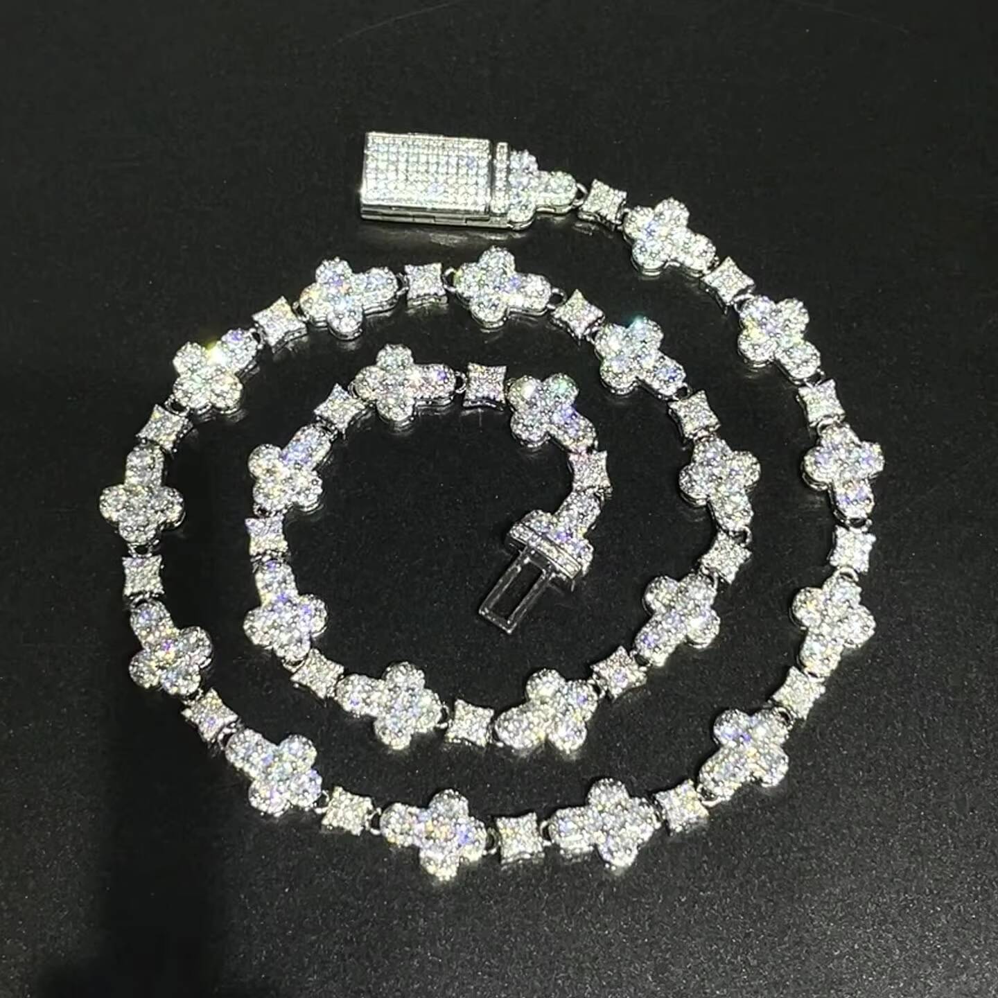 Hiphop Jewelry 10mm Cross Star Zircon Necklace for Women HighGrade Clavicle Chain for Men Christian Religious Accessory