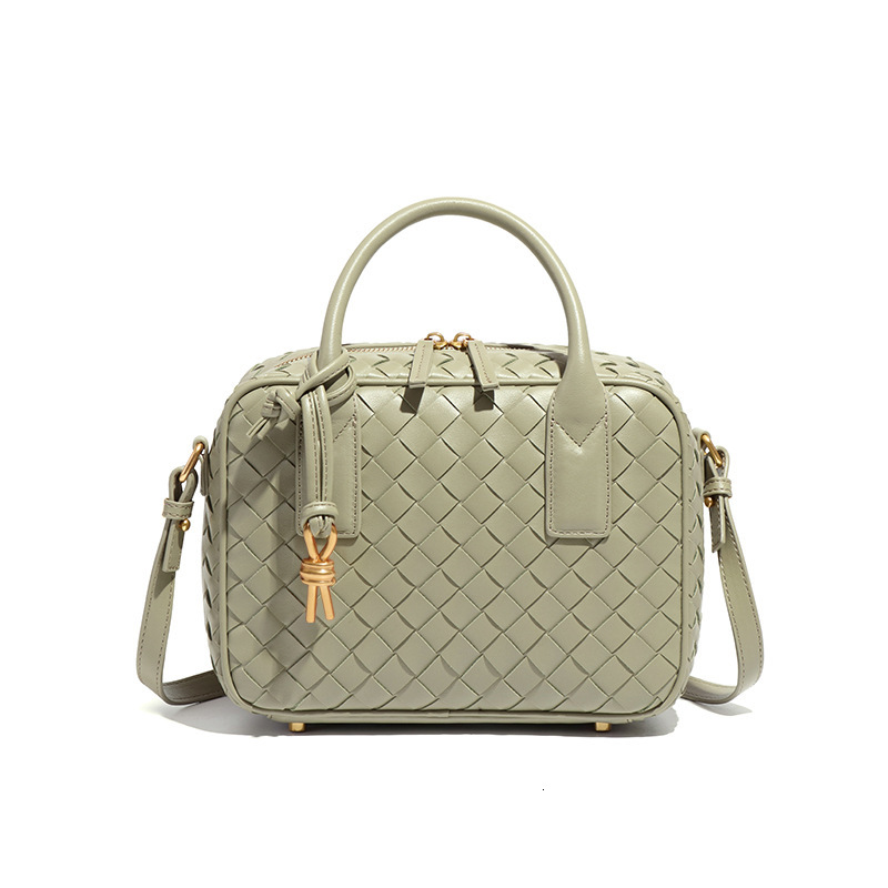 Classic New Boston Women's Woven Single Shoulder Crossbody Double Handle High-end Feel Handheld Small Square Bag