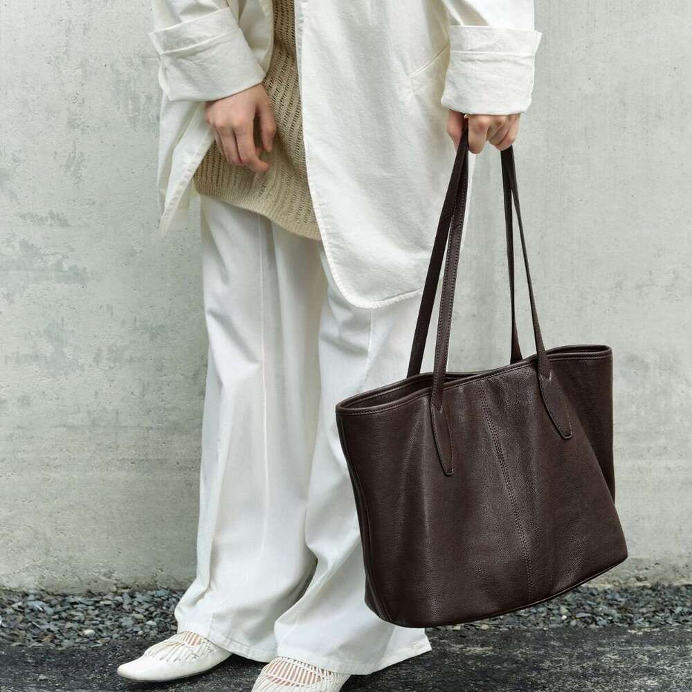 designer bag Luxury bag Vegetable-Tanned Sheepskin Tote Bag for Women, Large Capacity Commuter Genuine Leather Casual Shoulder Bag, New Model