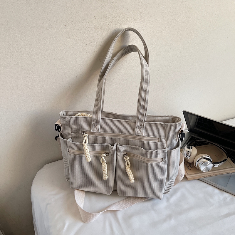 Ladies' elegant casual large capacity shoulder bag, simple and fashionable commuting ladies' crossbody bag, student lightweight crossbody ba