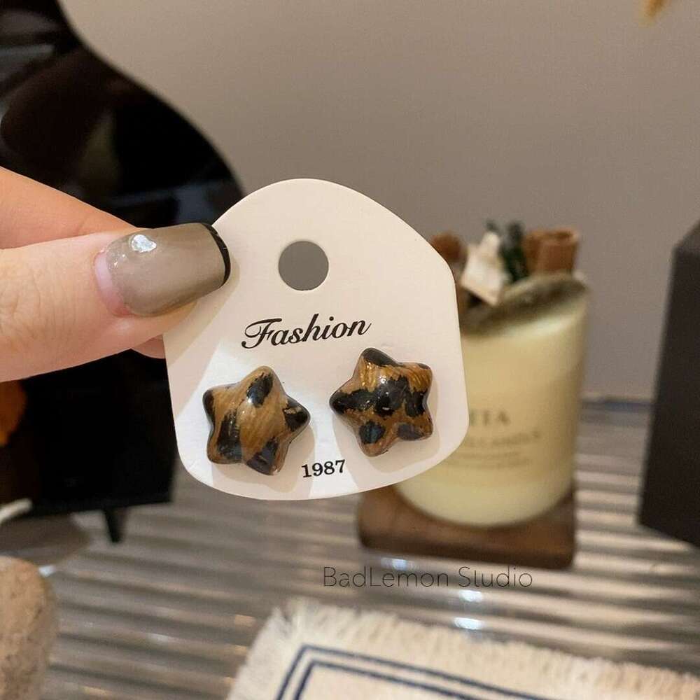 Autumn New French Niche Design Five-Pointed Star Pearl Multi-Wear S Sier Needle Simple Versatile Earrings