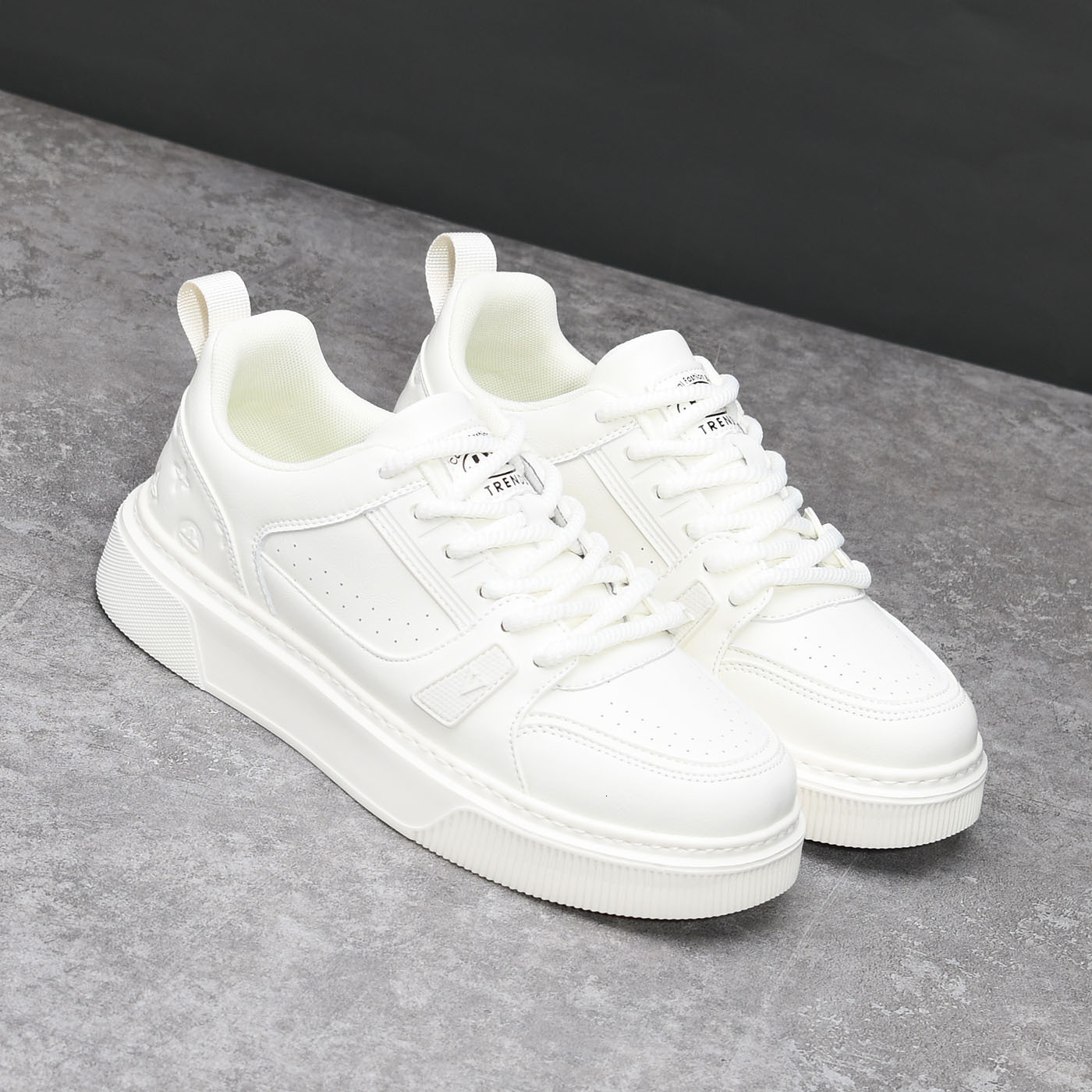 New Thick Sole Height Increasing Casual Low-top Sneakers Sports Small Leather Surface White Shoes Men