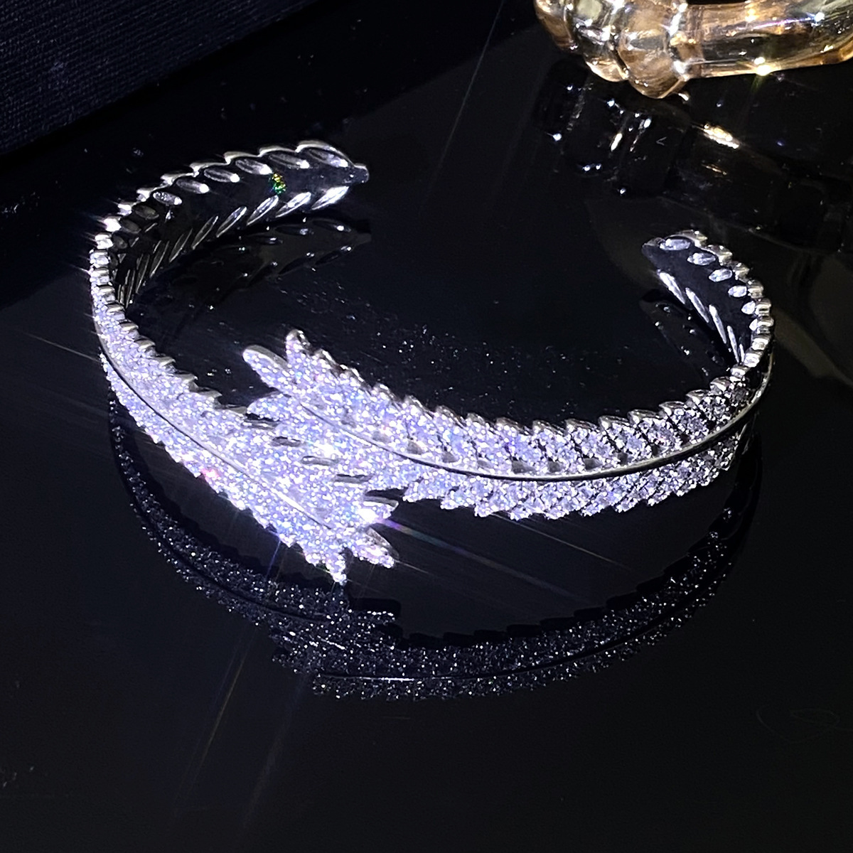 Copper Inlaid Zircon Wheat Spike Micro Inlay Ring Light High-End Sense Elegant Fashion Open Bracelet Bangle For Women