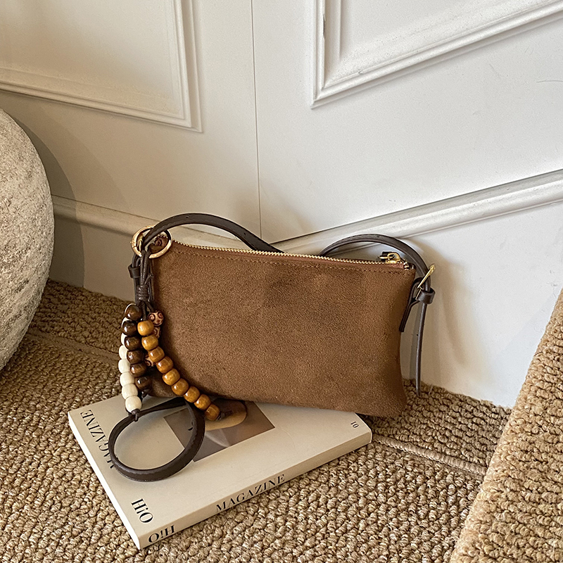 2025 New Elegant Luxury Fashion Shoulder Bag Large Capacity Simple Shopping Commuter Backpack Student Leisure Youth Lightweight Crossbody Bag