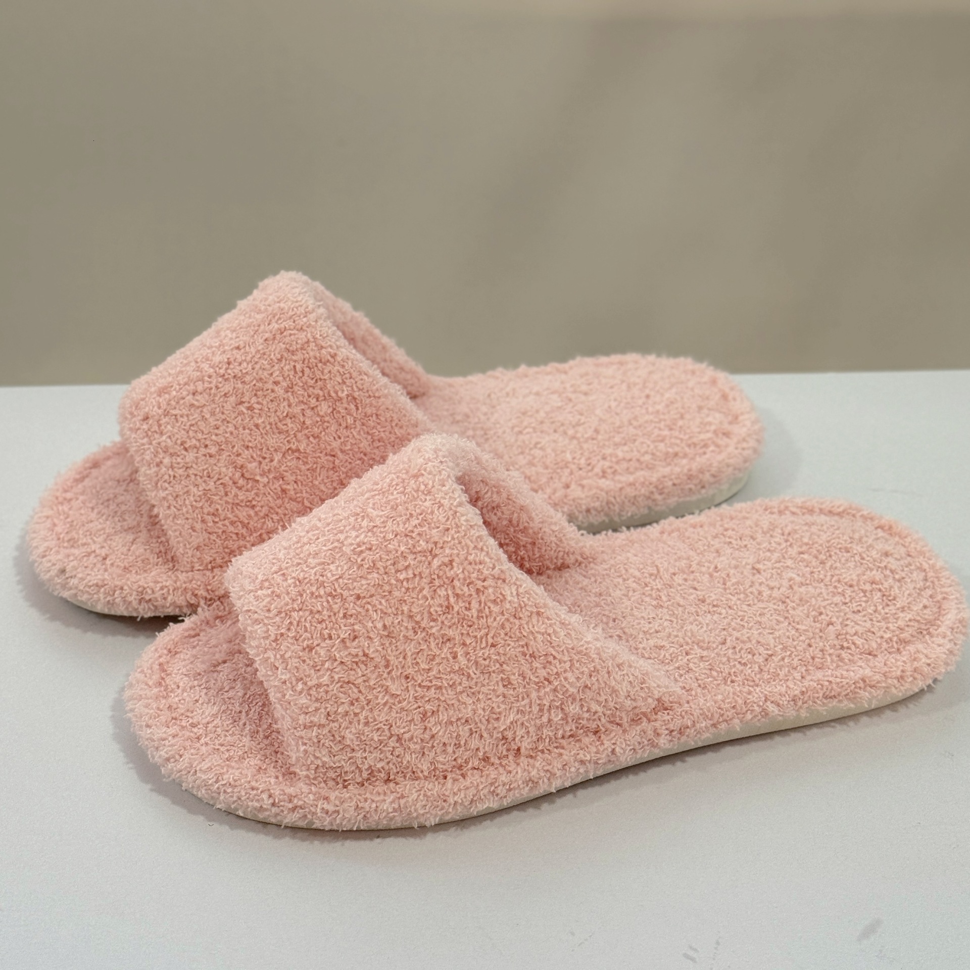 5520CE Little Sheep One-Word Open-Toe Simple Luxury Style Flat Slippers ddmymarket