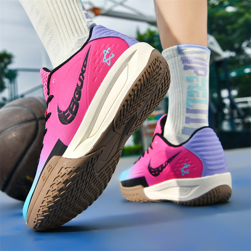 Stylish Performance Footwear: High-top Knee Support Basketball Trainers