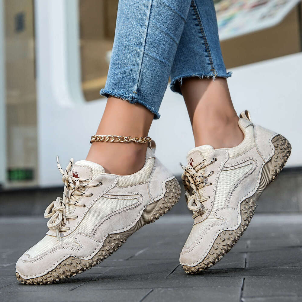 Plus Size Men's and Women's Outdoor Casual Shoes Autumn Winter Top Layer Genuine Leather Sneakers bd