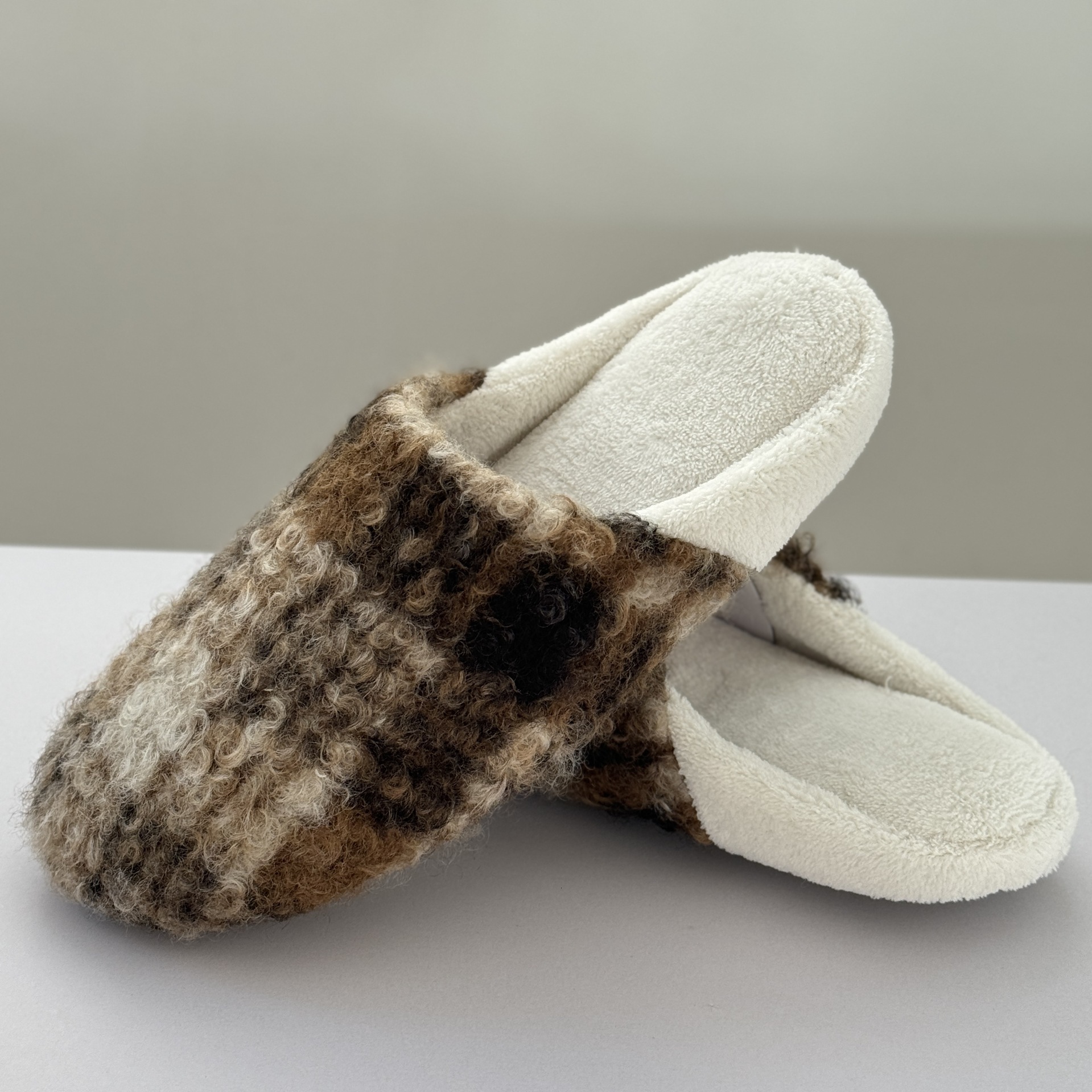 Plaid Men and Women Autumn Winter Thickened Warm Couples Indoor Home Non-Slip Memory Foam Slippers ddmymarket