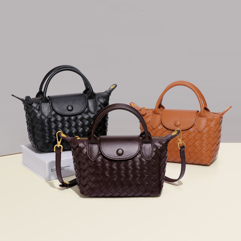New Woven Dumpling Texture Trendy Handheld Bucket High-end Fashion Versatile Shoulder Crossbody Bag