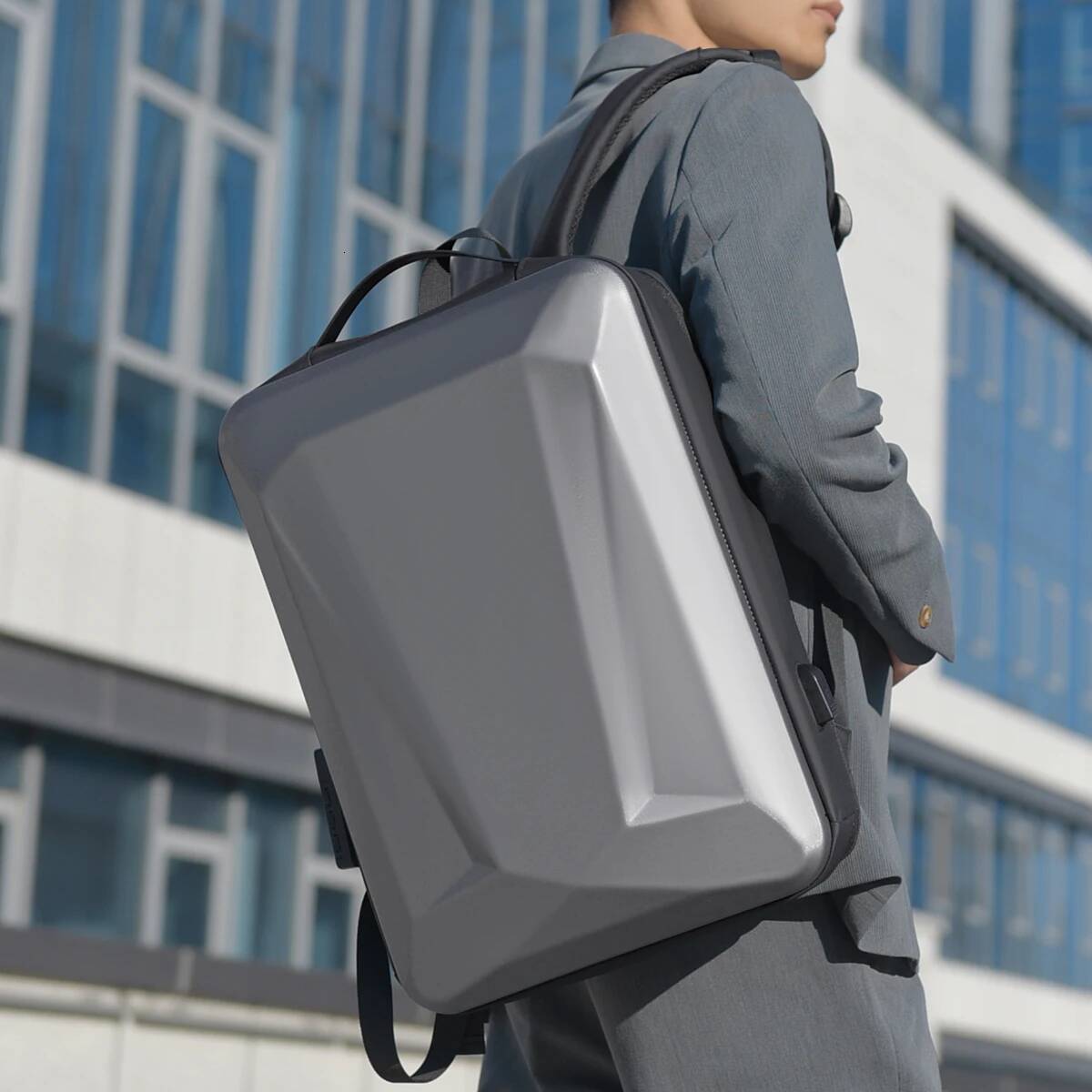 Men's Hard Shell Backpack Large Capacity Waterproof Wear-Resistant Computer Independent Compartment Commuting Business Travel Bag high-quality