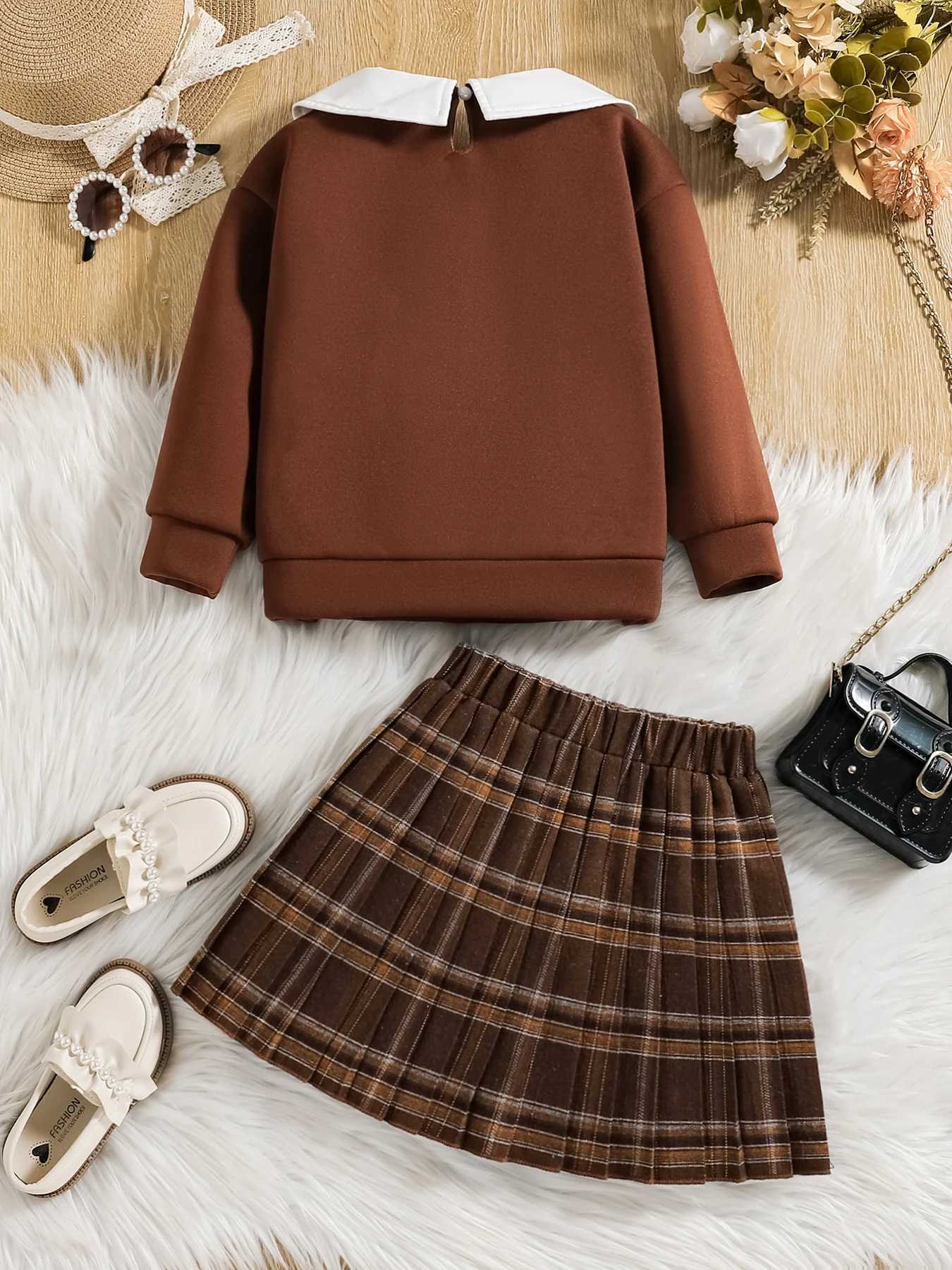 Childrens clothing for spring and autumn girls fashion cute solid color set lapel long sleeved topplaid pleated skirt two L250926EIQS