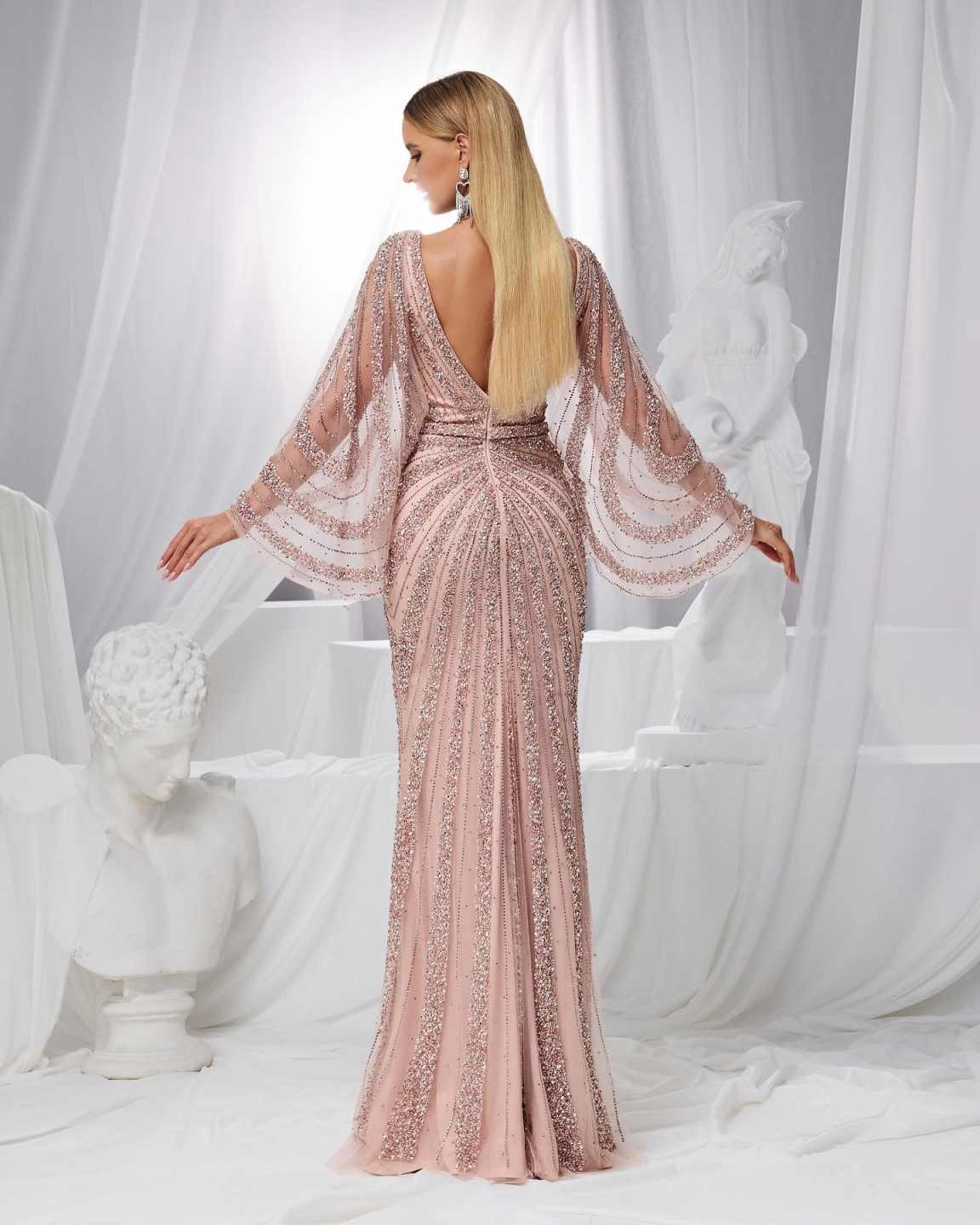 Classic Mermaid Evening Dress O Neck Long Sleeve Sequins Prom Gowns Beaded Splits Floor Length Formal Dresses Customized