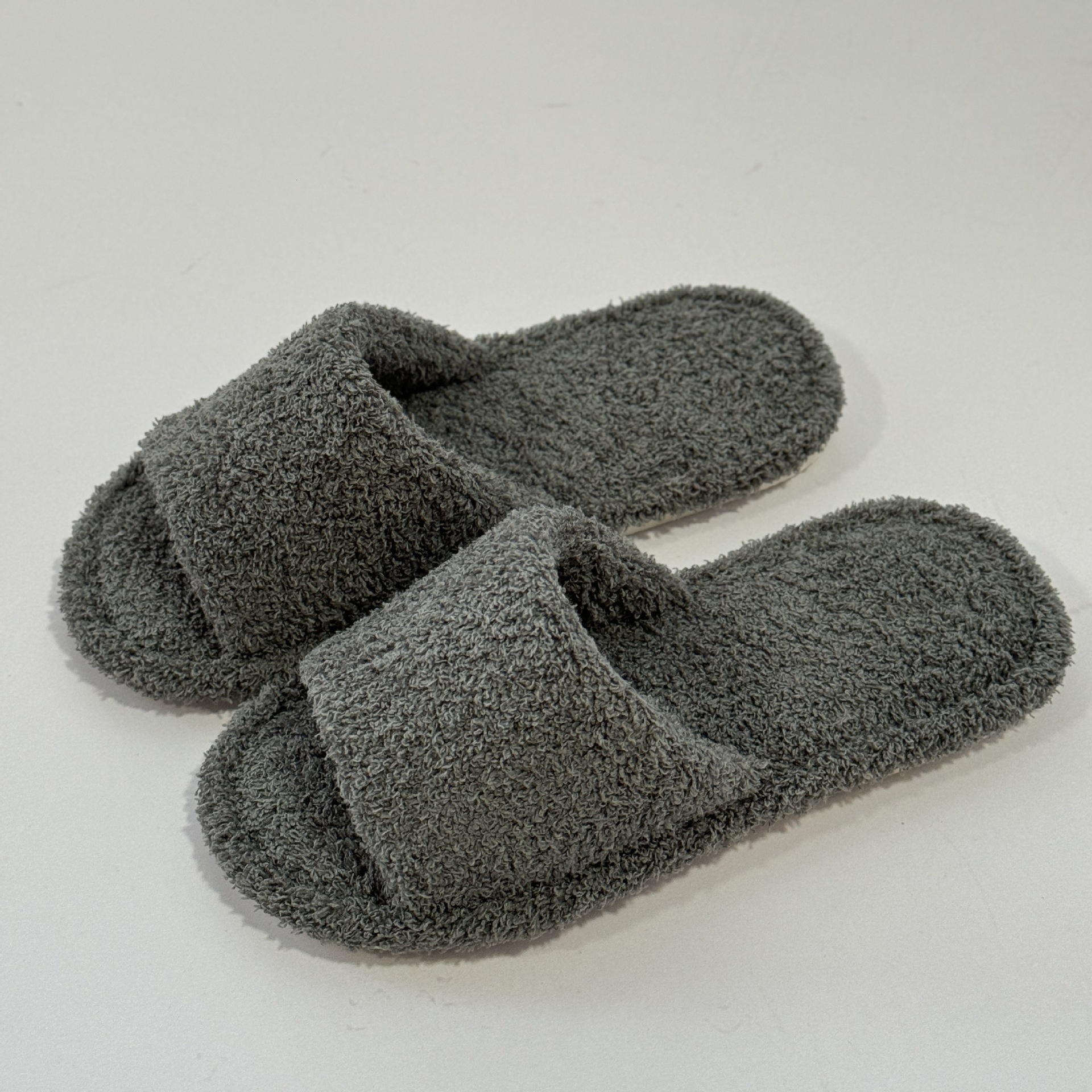 Plus Size Thick-Soled Furry Shoes for Women 2022 Autumn Winter Internet Celebrity Fitting Room Indoor and Outdoor Wear Warm One-Word Cotton Slippers d