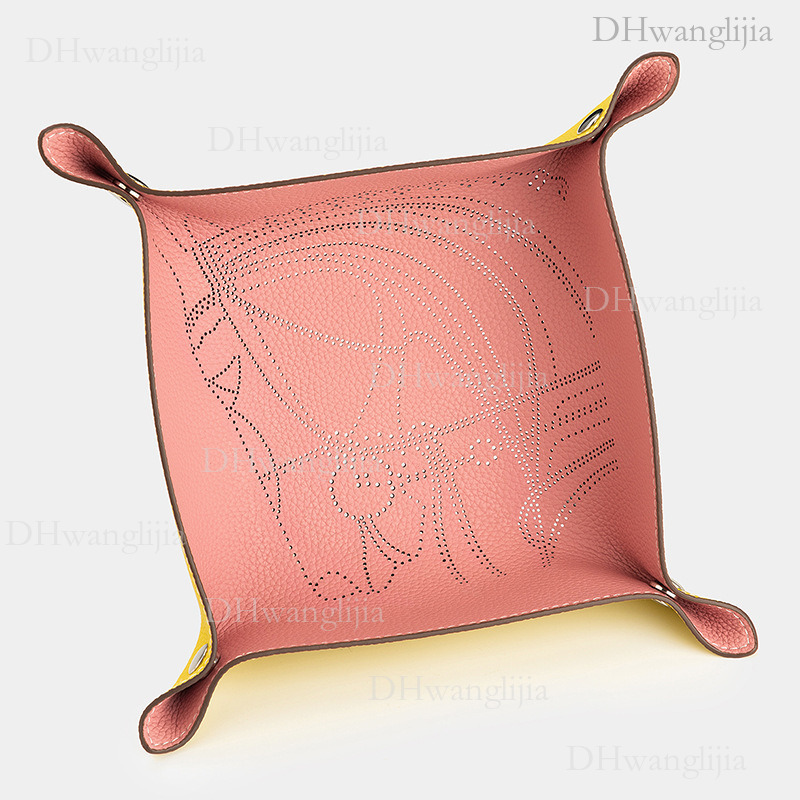 DH Luggage Accessories Live Horse Head Hollow Color Block Light Luxury Necklace Bracelet Jewelry Key Leather Storage Tray