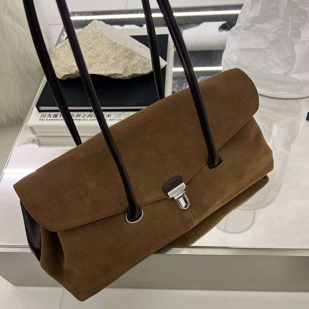 designer bag Luxury bag New Matte Cowhide Leather Shoulder Large Capacity Baguette Bag Women's Fashion Lock Handbag