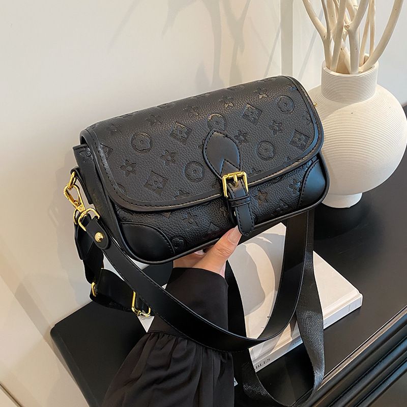 Designer Bag Bag Purse Crossbody bag Women's Shoulder Bag Clutch Purse Stylish Tote Handbag with Chain Strap and Solid Hasp Closure