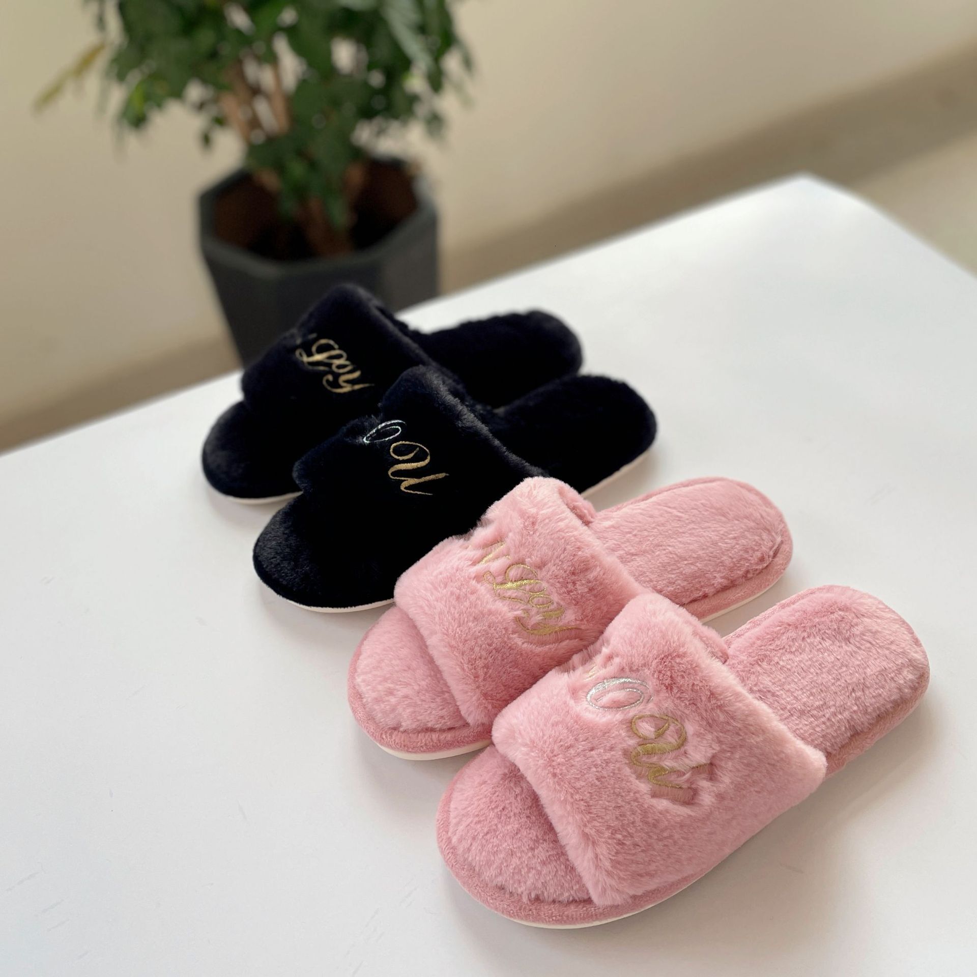 Plush Open-Toe Embroidered Flat Slippers ddmymarket