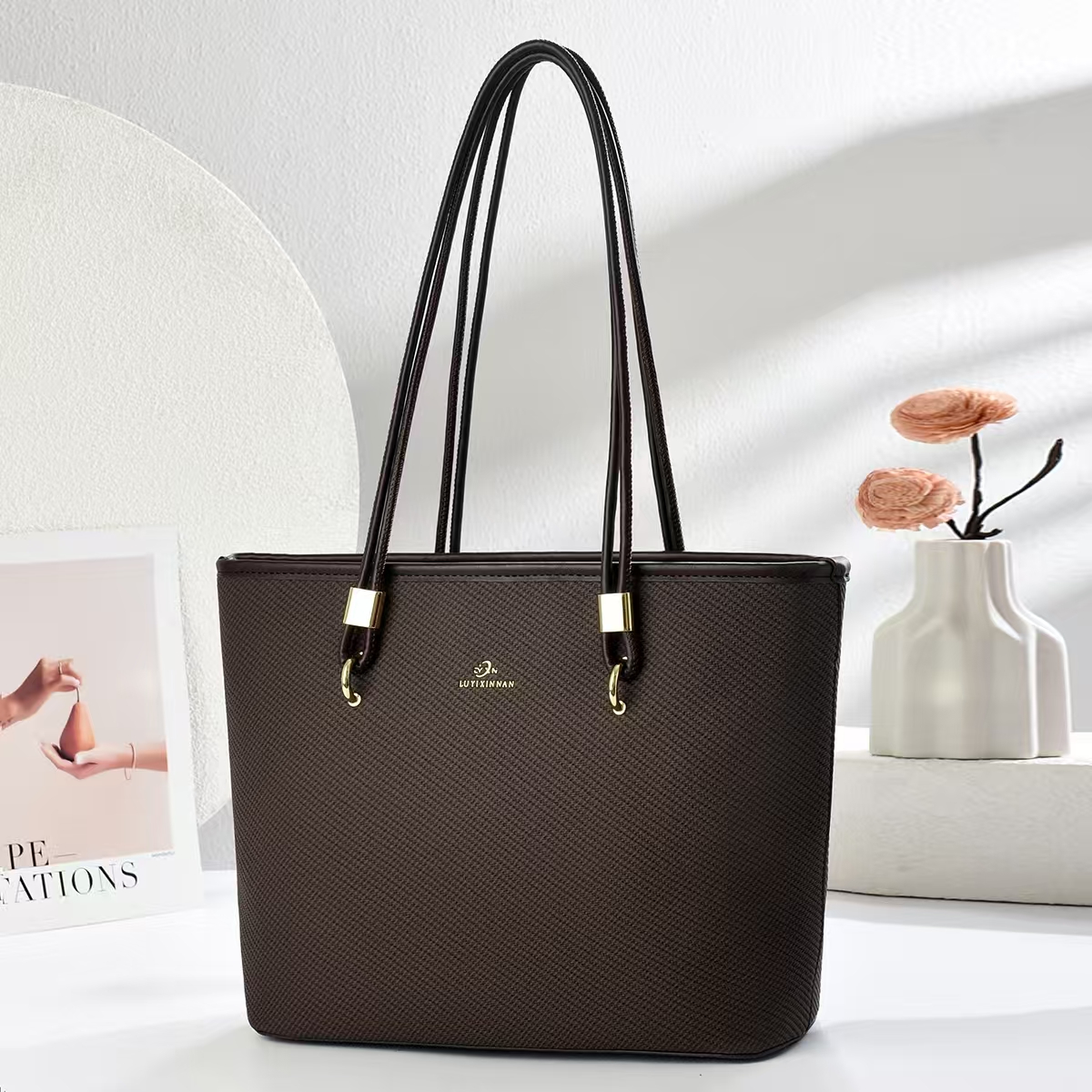 Sophisticated Designer Ladies' Totes with Adjustable Straps for Any Occasion