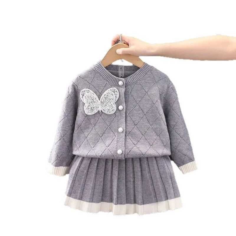 Autumn Children Girl 2PCS Clothes Set Shiny Bow Round Collar Kid Girl Sweater Cardigan Suit Loose Sequin Skirts Outfit Belle Set L250926EX7S