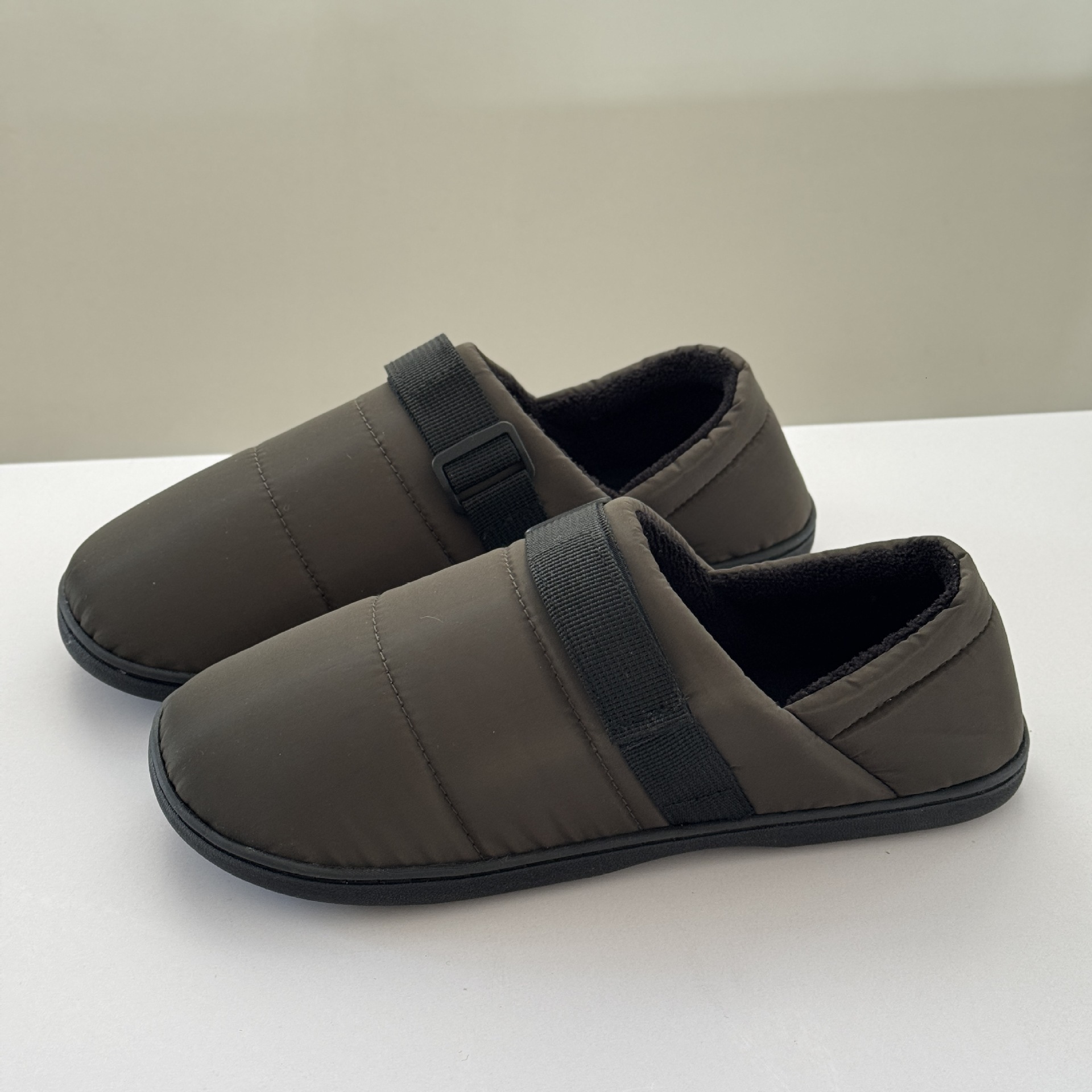 Youlian Little Sheep Home Raincoat Cloth Magic Tape Non-Slip Warm Cotton Slippers ddmymarket