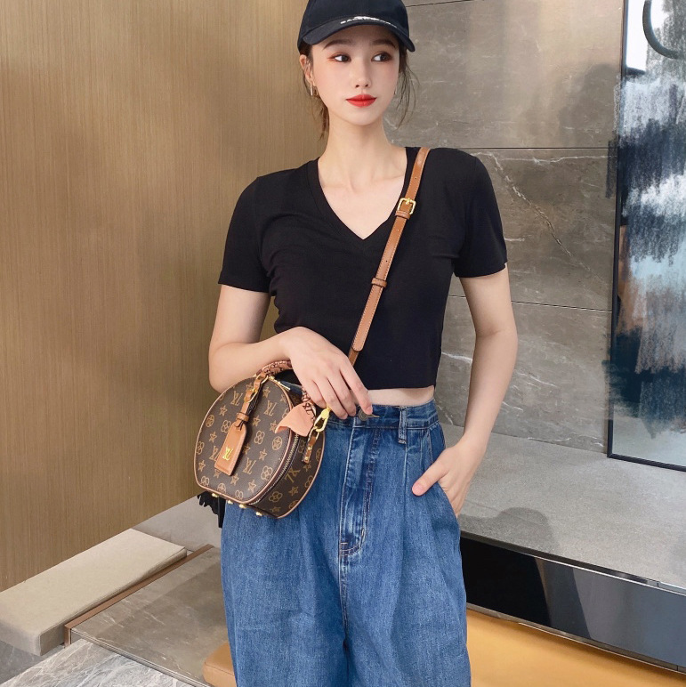 2025 new designer bag fashionable foreign style saddle bag presbyopia round cake bag shoulder crossbody small round bag women