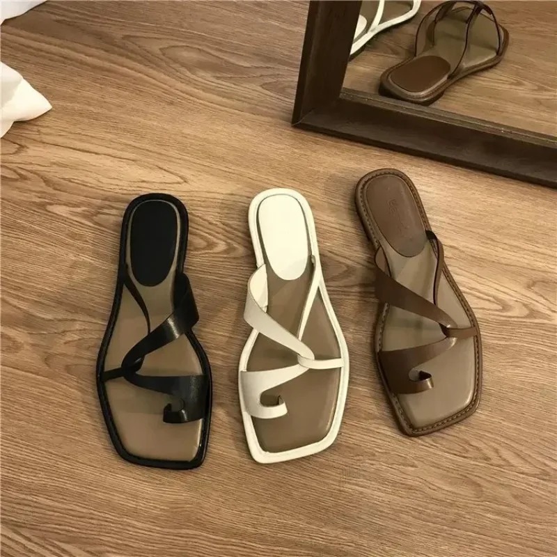 andals Women Summer New Korean Version Clip Toe Flip Flops Outdoor Fashion Flat Casual Fashionable Flat Casual Footwear for Comfortable Summer Clip-On