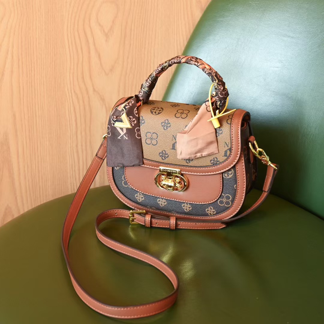 Designer Arbor 2025 niche bag women's new fashion trendy versatile old flower handbag shoulder messenger bag