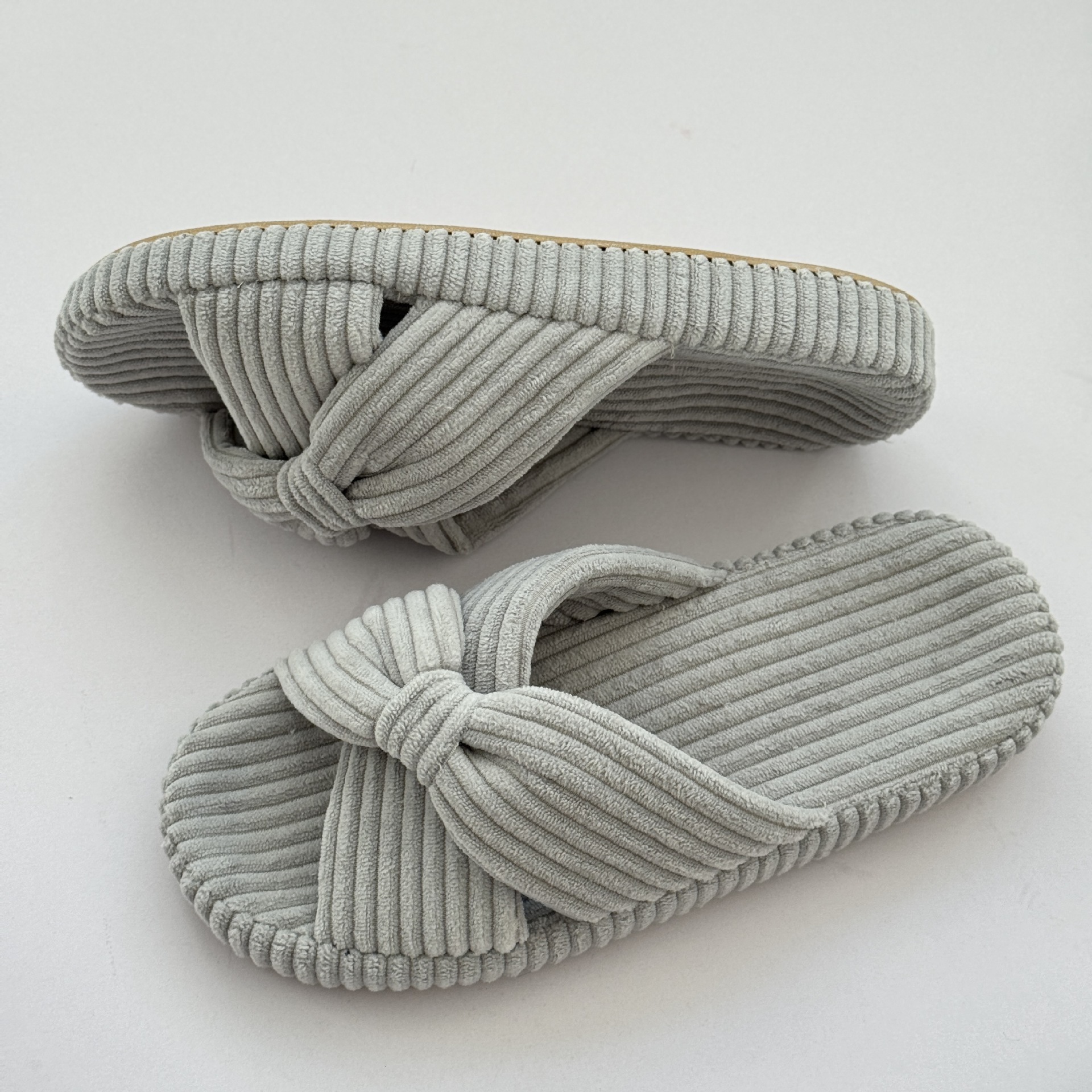 Plus Size Cross Flat New Style Girl Butterfly Home Soft Comfortable Cotton Slippers Cold Sticky Thick Sole ddmymarket