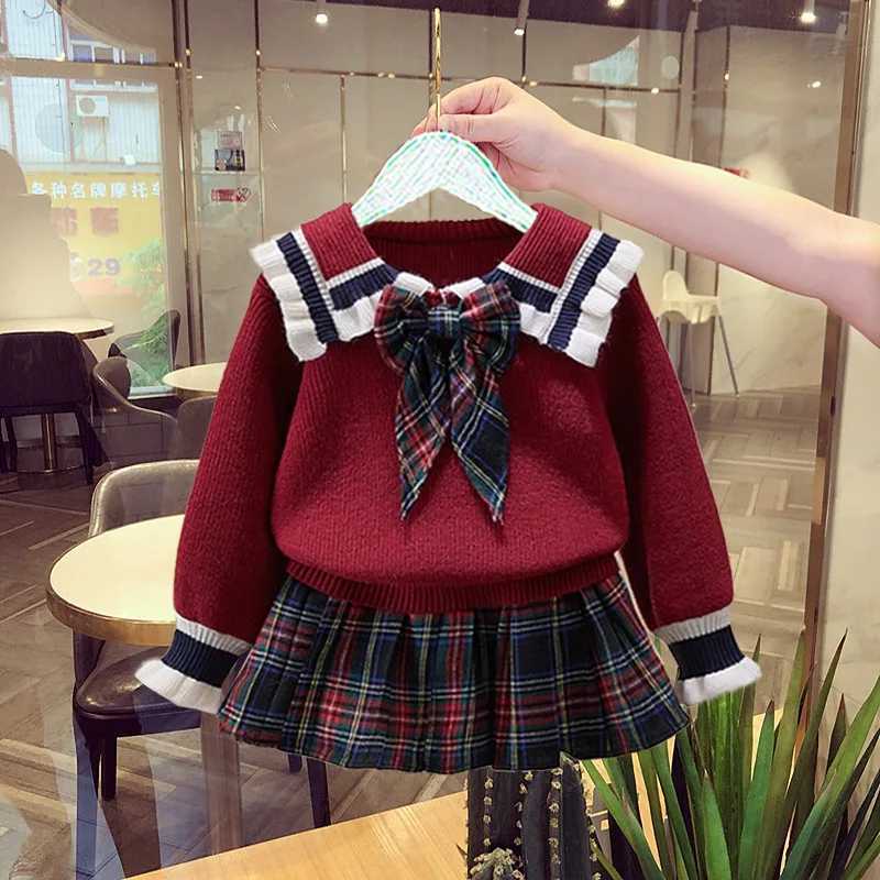 GirlsjkSuit Autumn New Childrens Autumn College Style Red Baby Girl Knitted TwoPiece Sweater L250926AOMD