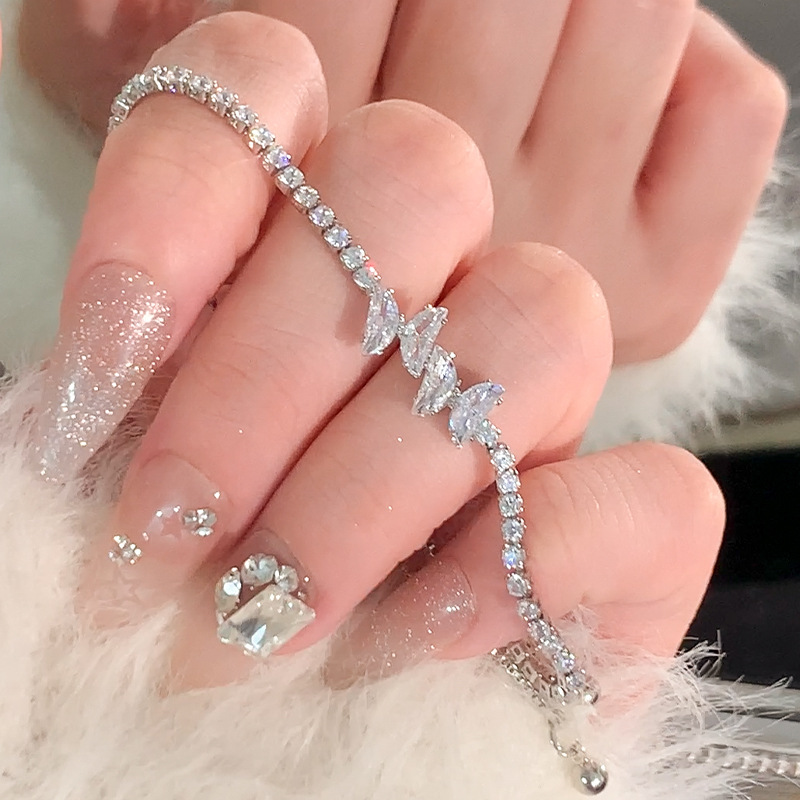 Gold - Toned Crystal - Adorned Bracelet With Teardrop Accents And Delicate Chain Design Delicate Daily & Glamorous Jewelry Gift For Her -Catching Acce