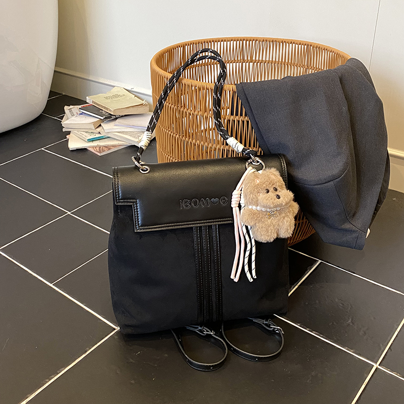 Fashionable new casual elegant large capacity shoulder bag, simple and high-end women's shopping commuting crossbody bag, student lightweight cro