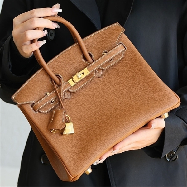 Exempt from customs duty Designer Womens Brown Handbag 25cm Genuine Leather Handmade Lock Inner Zipper Pocket Fashion Shoulder Bag