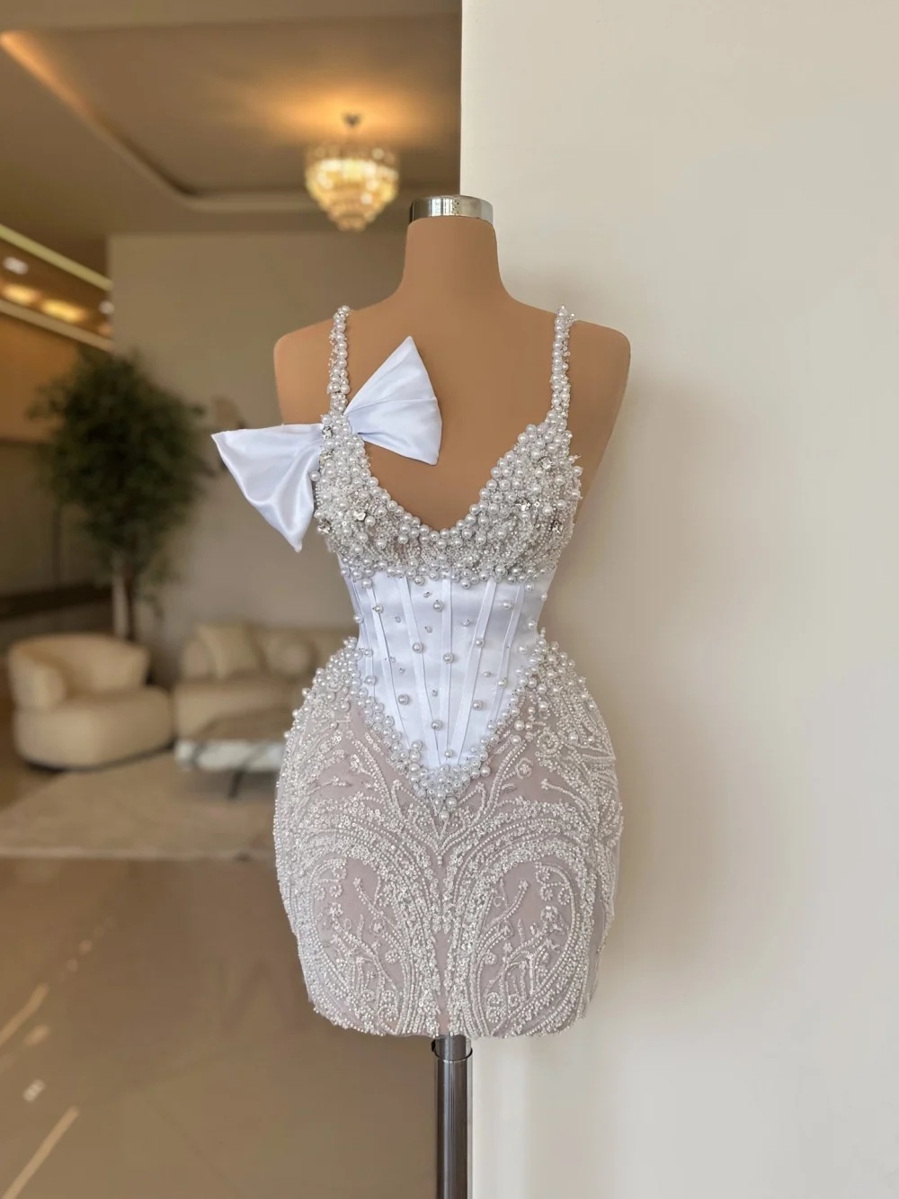 Simple Cocktail Dresses Pearls Beading Mini Short Evening Prom Gowns Spaghetti Strap Crystal Sequins Bow Customized Sleeveless Graduation Ball Club Pa